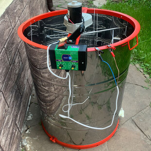 Медогонка 4х рамочная поворотная нержавеющая сталь Aisi430 с Эл. приводом 12в 100 ват кран пласт.