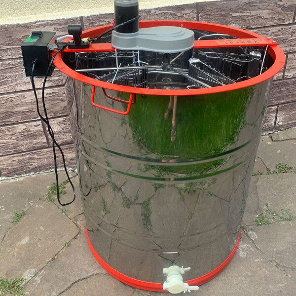 Медогонка 4х рамочная поворотная нержавеющая сталь Aisi430 с Эл. приводом 220в 100 ват кран пласт.